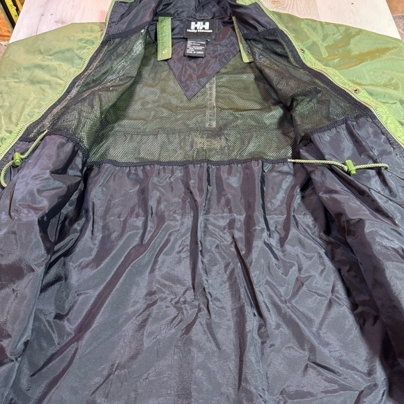 Helly Hansen Green Packable Anorak Style Nylon Windbreaker, Size Large - Picture 8 of 15